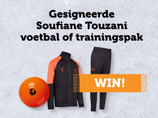 WIN! Gesigneerde Soufiane Touzani voetbal of trainingspak