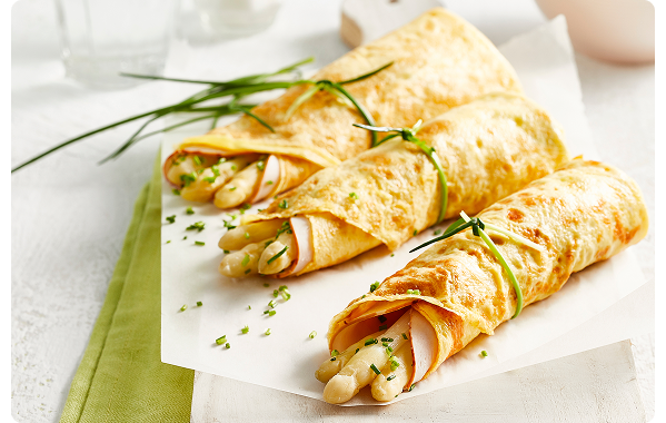 Asperge-omeletrolletjes