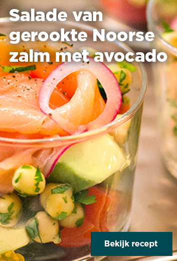 Salade van gerookte noorse zalm met avocado | Bekijk recept