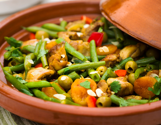Tajine met sperziebonen en kip | Bekijk recept