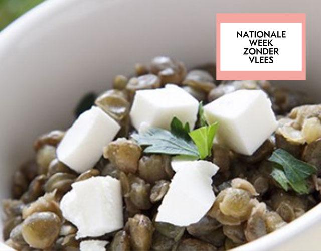 Linzensalade met olijven, radijs en feta | Bekijk recept