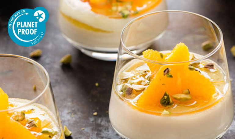 Oosterse melkpudding met gekonfijte mineola | Bekijk recept