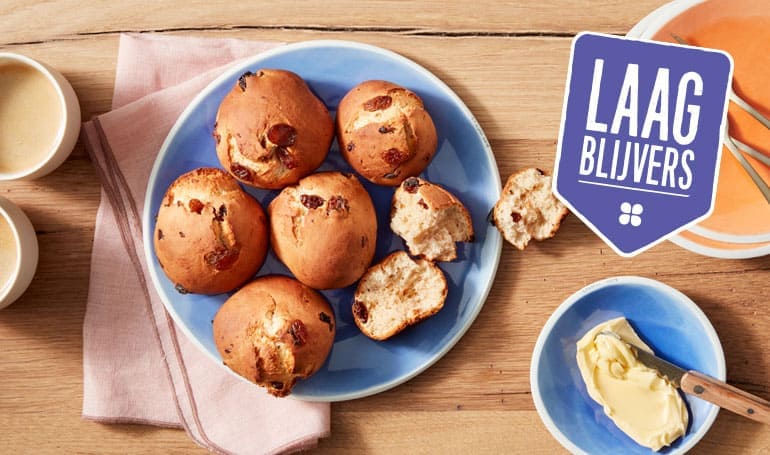 Bak zelf voordelige pinksterbollen | Bekijk recept