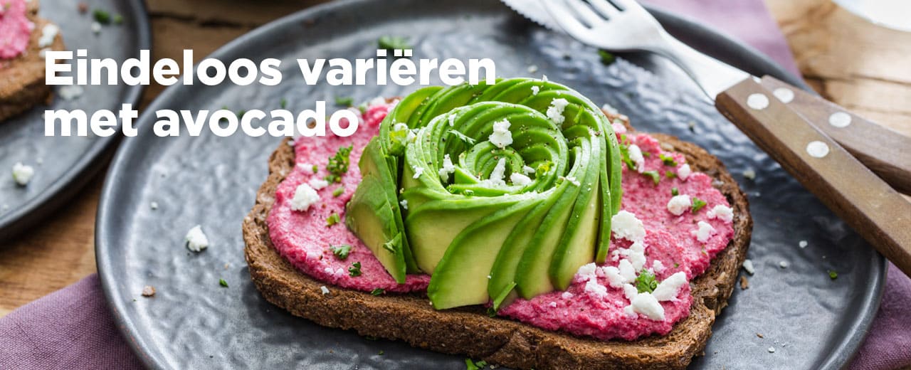 Avocado toast met frisse bietenspread