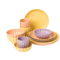 Servies geschulpt Servies geschulpt